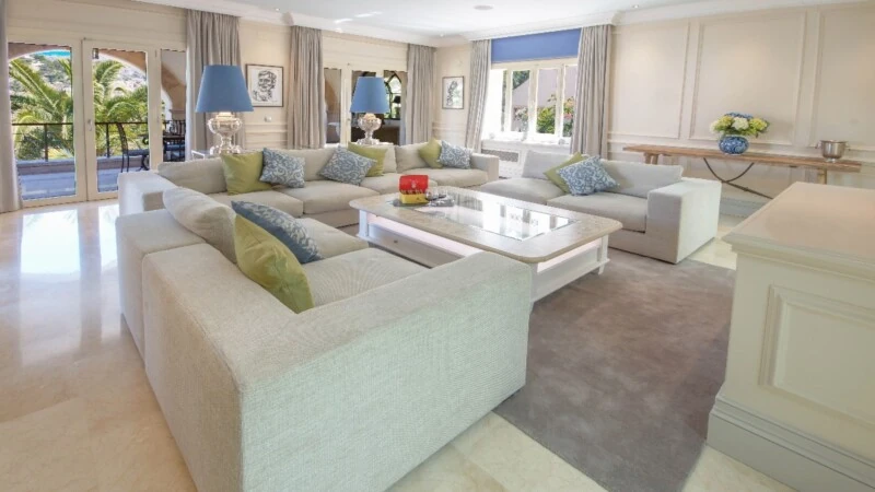 Villa in La Mola - Upper living room