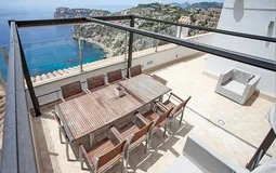 Villa in Cala Llamp - Canapy