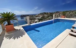 Villa in Cala Llamp - Infinity pool