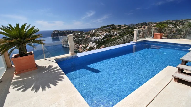 Villa in Cala Llamp - Infinity pool