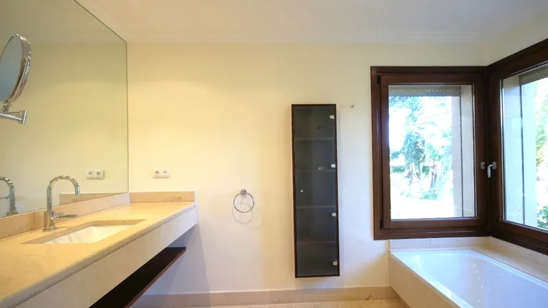 Villa in Nova Santa Ponsa - Bathroom