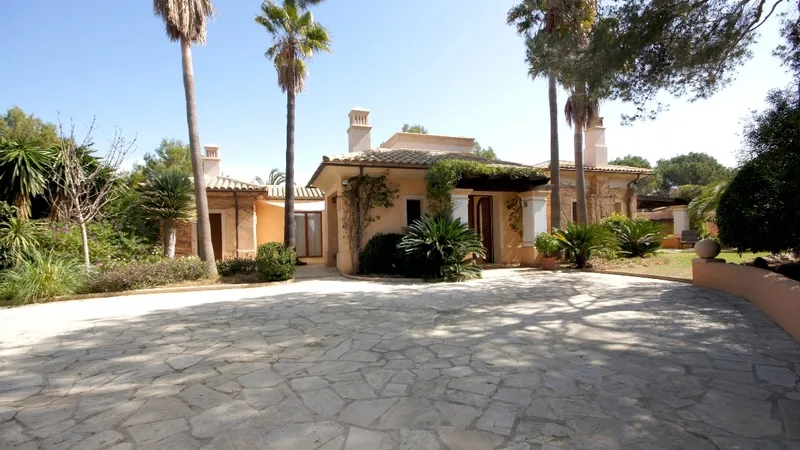 Villa in Nova Santa Ponsa - External Villa