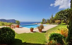 Villa in Cala Llamp - Garden and swimming pool