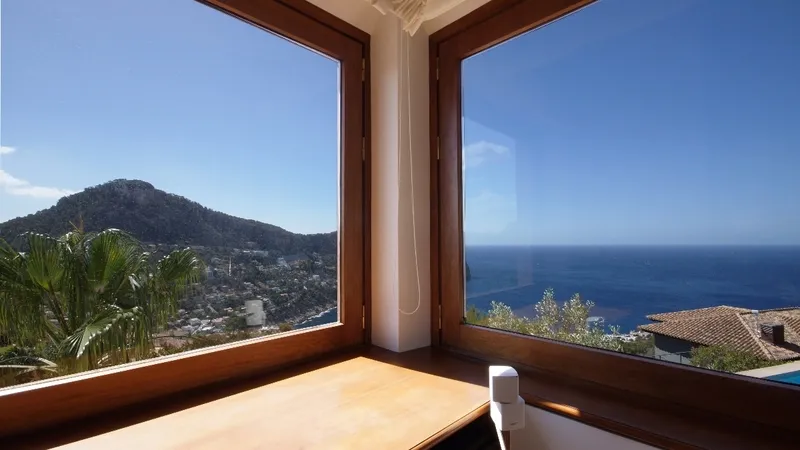 Villa in Cala Llamp - Living room sea view