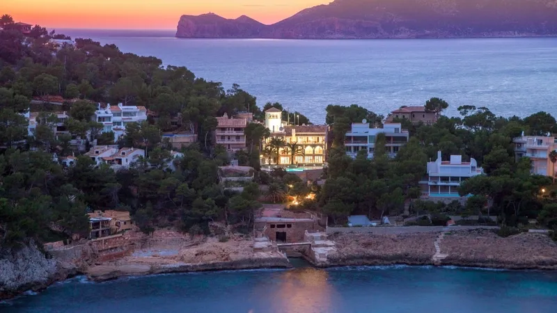 Villa in La Mola - Cala Marmassen evening
