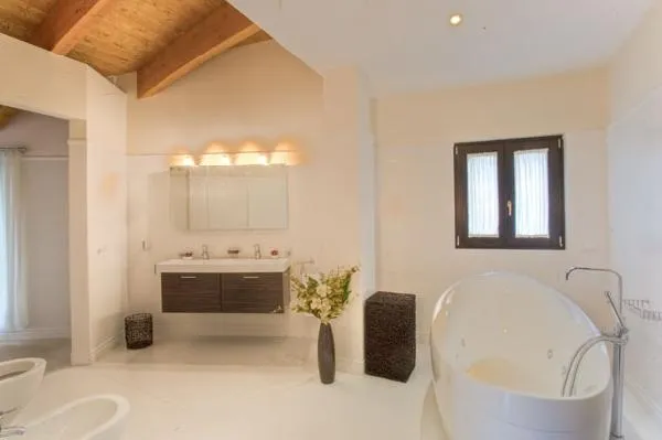 Villa in Marbella - Master Bathroom