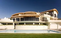 Villa in Marbella - Rear View