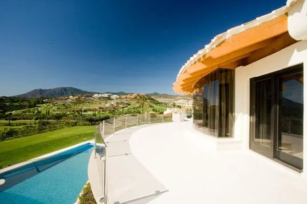 Villa in Marbella - Terrace and views