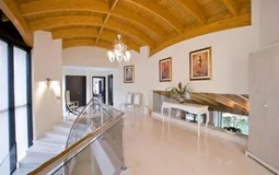 Villa in Marbella - The Gallery