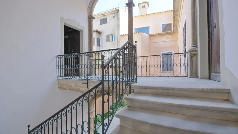 Apartment Duplex in Palma de Mallorca - Stairway