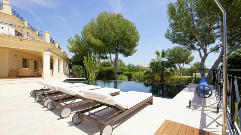 Villa in Nova Santa Ponsa - Sunny Pool and garden