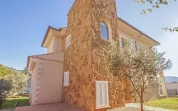 Detached Villa in Calvià Village - Building view