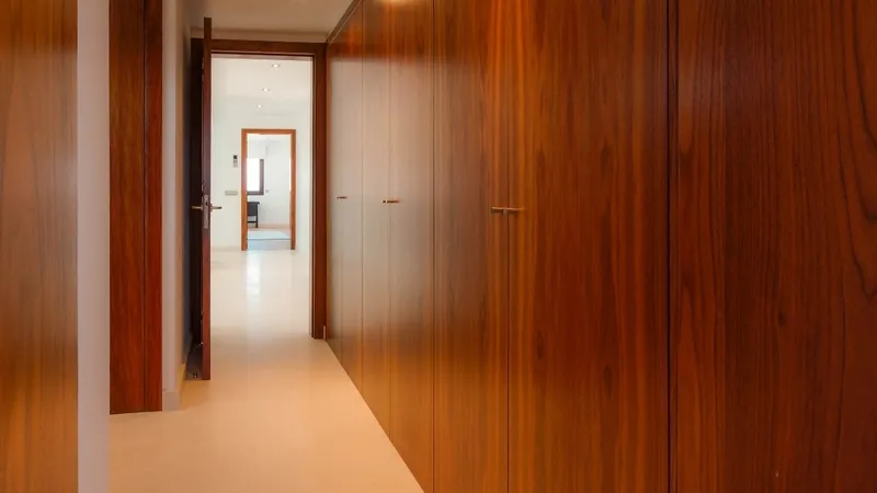 Mansion in La Mola - Closet