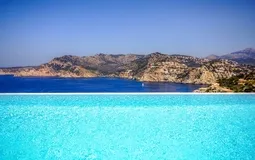 Mansion in La Mola - Infinity pool