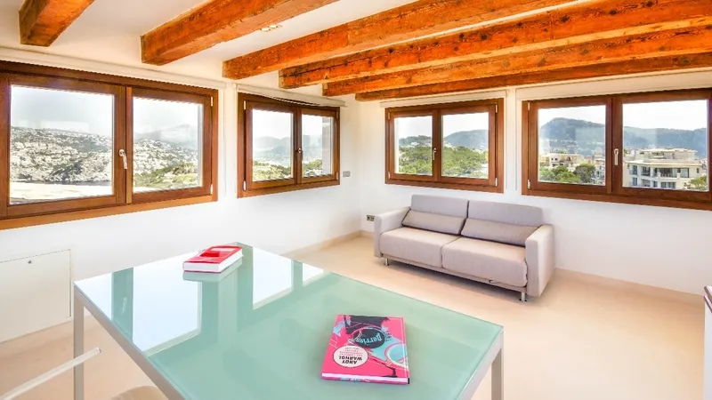 Mansion in La Mola - Top floor office