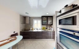 Townhouse in Calvià Village - Modern kitchen