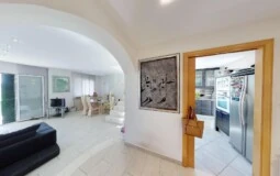 Townhouse in Calvià Village - Spacious hallway
