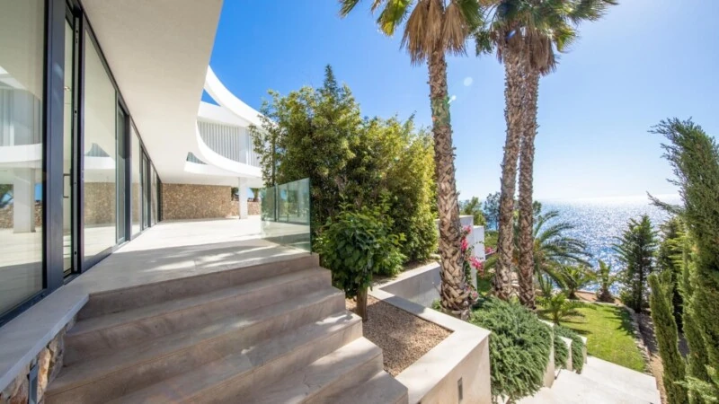Villa in Mallorca - Stairway to garden