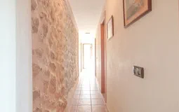 Finca in Esporles - Downstairs corridor