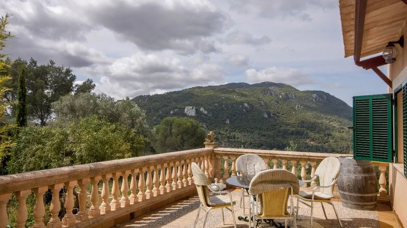 Finca in Esporles - Terrace and view2