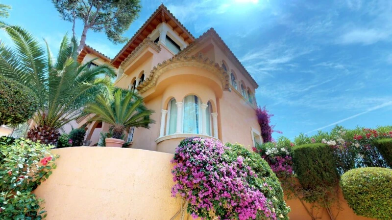 Villa in Nova Santa Ponsa - Front line house