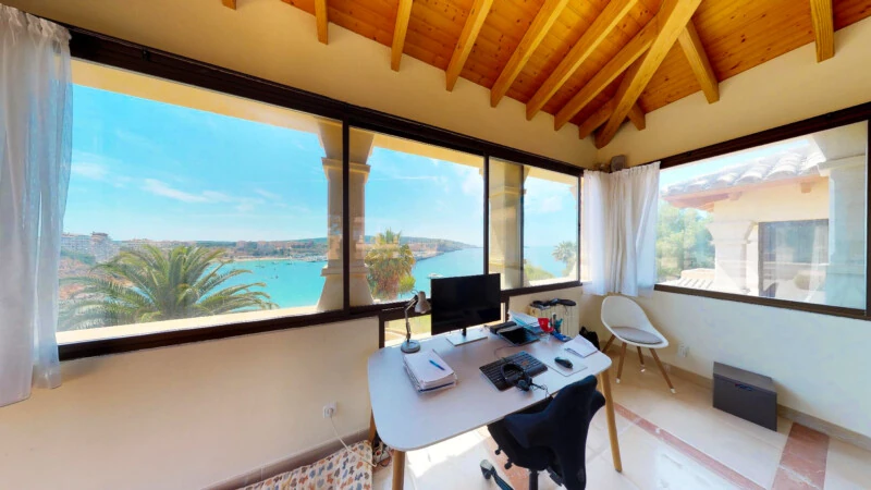 Villa in Nova Santa Ponsa - Office with sea views