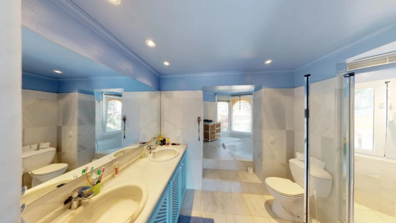 Villa in Nova Santa Ponsa - Master Bathroom