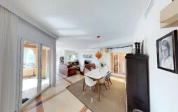 Villa in Nova Santa Ponsa - Dining and Living