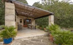 Finca in Cala Sant Vicenç - Outdoor kitchen and dining