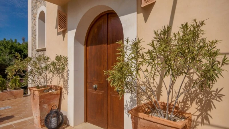 Detached Villa in Capdellà - Entrance door