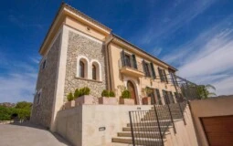 Detached Villa in Capdellà - Building