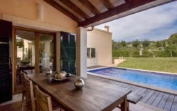 Detached Villa in Capdellà - Covered terrace