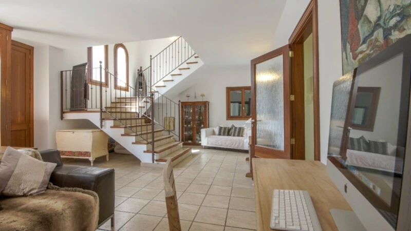 Detached Villa in Capdellà - Entrance hall 2