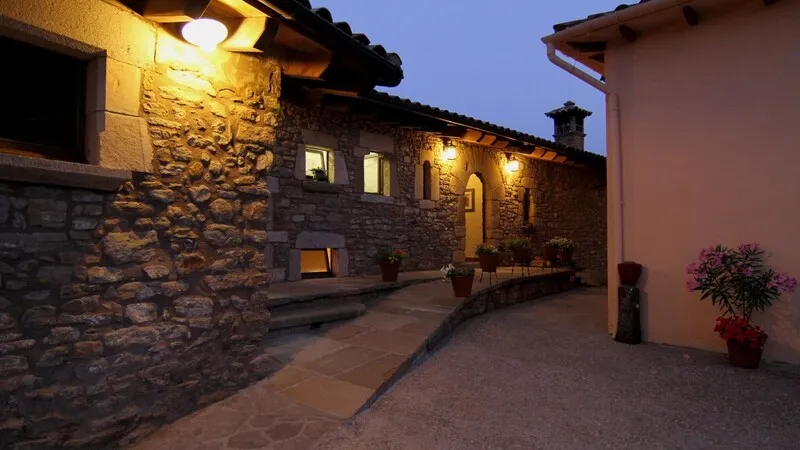 Mansion in Girona - unspecified
