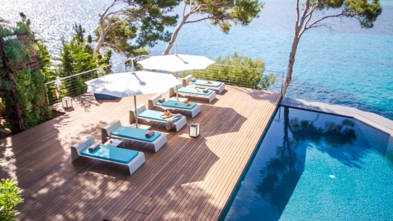Mansion in Camp de Mar - Pool terrace view from upper level
