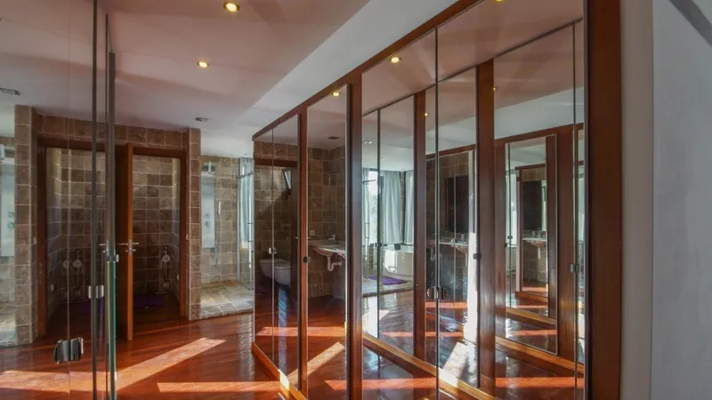 Villa in Portals Nous - DRESSING ROOM
