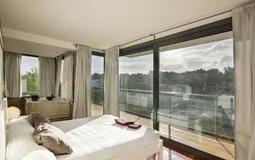 Villa in Portals Nous - MASTER BED
