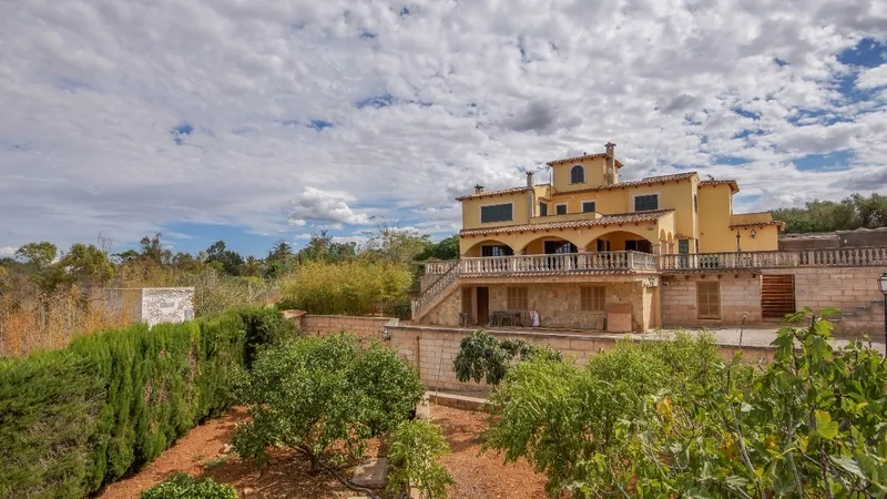 Country Home in Son Gual - Building view from garden