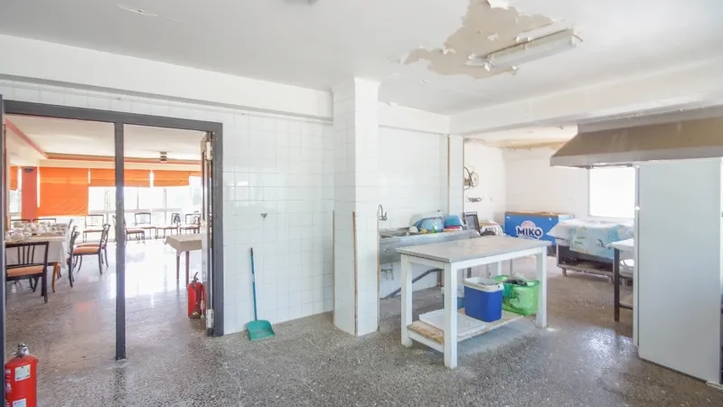 Bar and Restaurant in Portals Vells - Kitchen Entrance