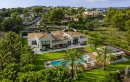 Mansion in Nova Santa Ponsa - ChatGPT Image Mar 4, 2026, 05_00_10 PM