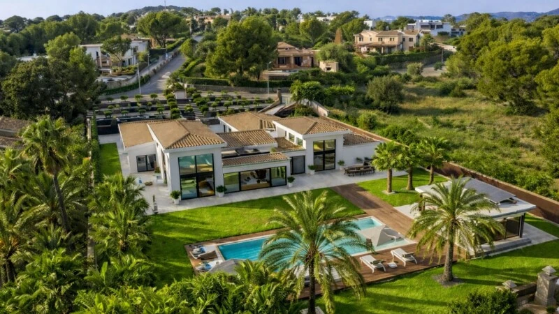 Mansion in Nova Santa Ponsa - ChatGPT Image Mar 4, 2026, 05_00_10 PM
