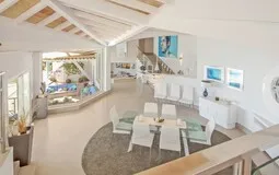 Villa in Puerto Andratx - Dining area and entrance hall