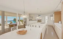 Villa in Puerto Andratx - Kitchen and view