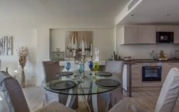 Apartment in El Toro - Port Adriano - Dining area