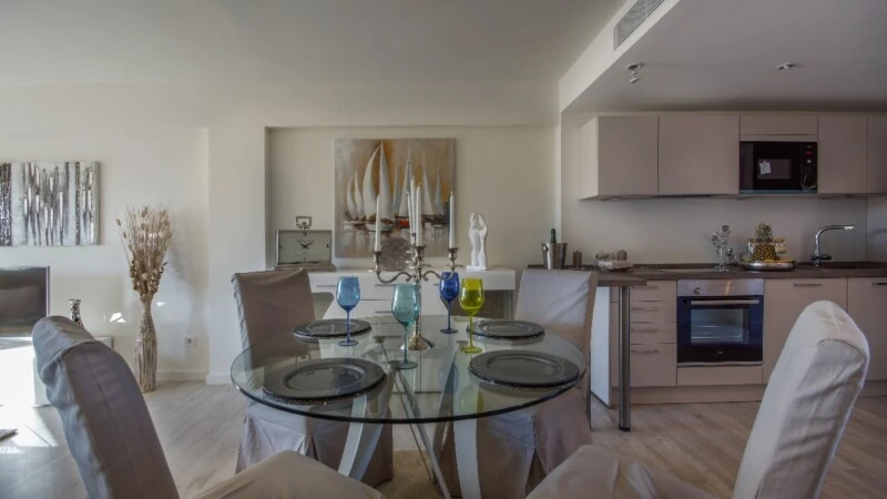 Apartment in El Toro - Port Adriano - Dining area