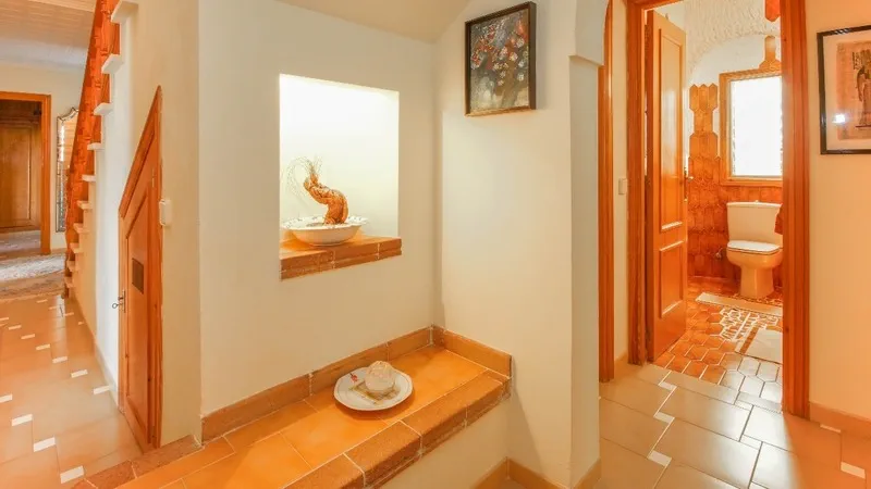 Villa in Nova Santa Ponsa - RV-Ponsa-279_15_Downstair corridor