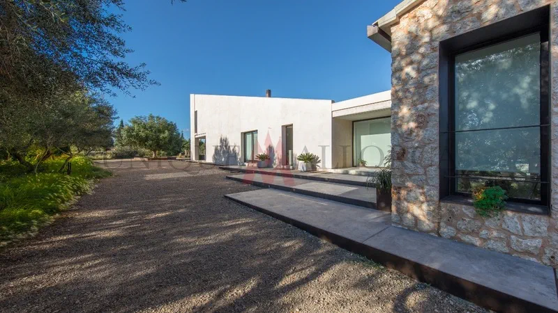 Finca in Ariany - Back garden