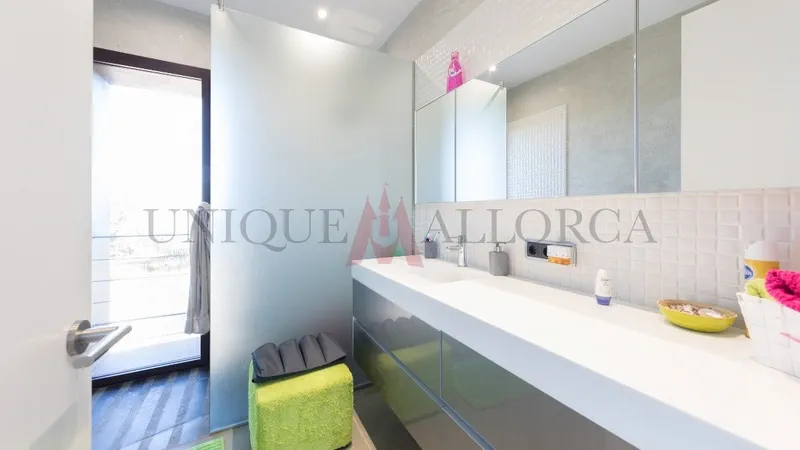 Finca in Ariany - Bathroom (2)