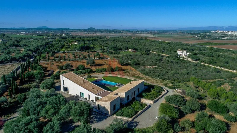 Finca in Ariany - Aerial (4)