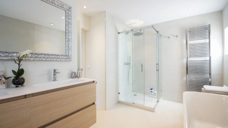 Villa in El Toro - Port Adriano - Master bathroom